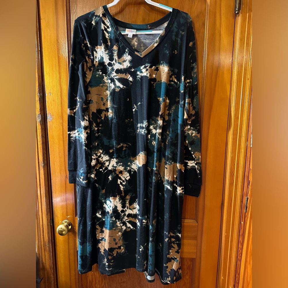 LuLaRoe Large Emily Dress